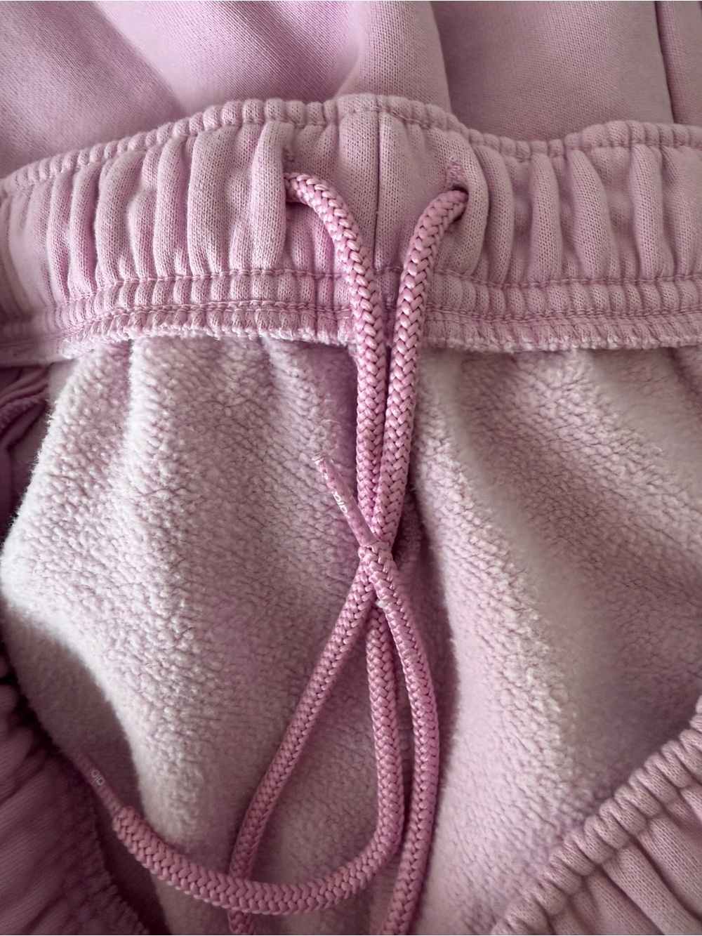 ALO Yoga Accolade Straight Leg Sweatpant in Candy Heart Pink, Size Large - Picture 10 of 10